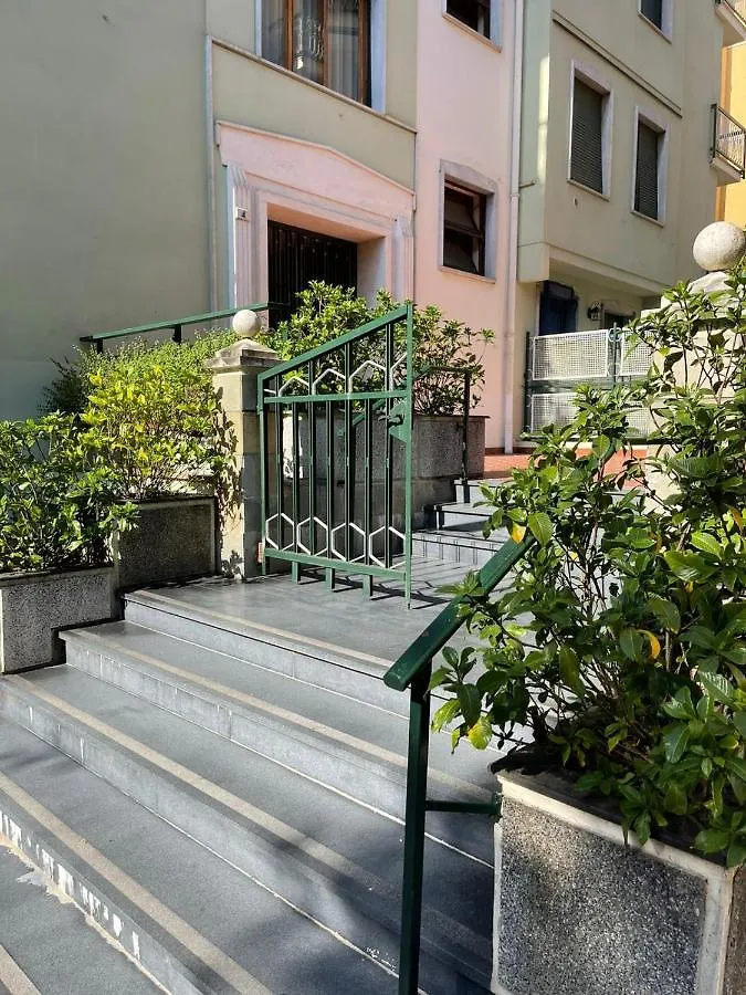 Town Flat Rapallo - Free Parking 0*,